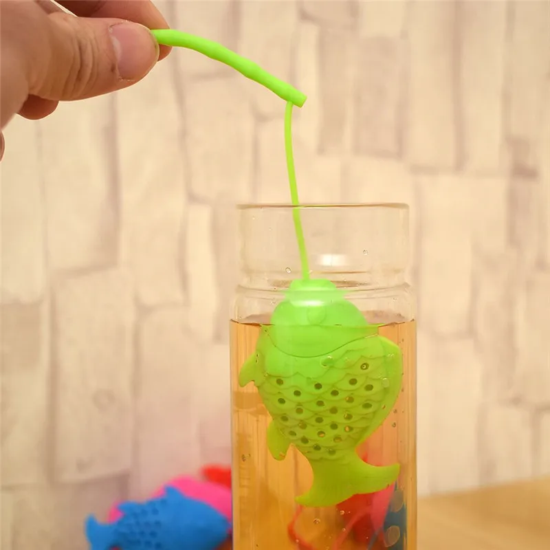 Lovely Fish Shape Silicone Tea Infuser Resuable Tea Leaf Strainer Durable Tea Ball Herbal Spice Filter BPA Free Drop Shipping Lovely Fish Shape Silicone Tea Infuser Resuable Tea Leaf Strainer Durable Tea Ball Herbal Spice Filter BPA Free Drop Shipping