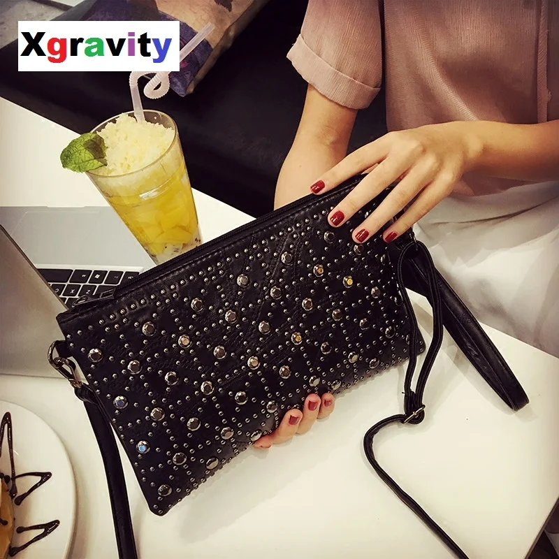 

Xgravity 2019 New Fashion Unique Rivets Women Bags Elegant PU Clutches Envelope Leisure Women Messenger Bags Black Girls H104