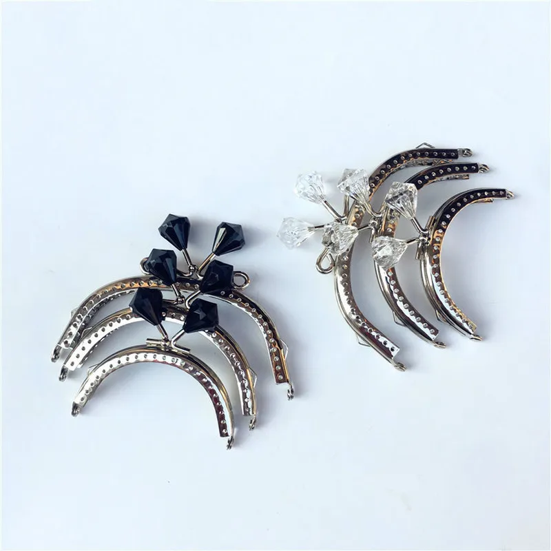 

Kiss Clasp Lock 14 Colors Fashion Purse Metal Frame Arch Smooth Heart Candy Color Head C Shape Hole DIY 8.5cm 10Pcs