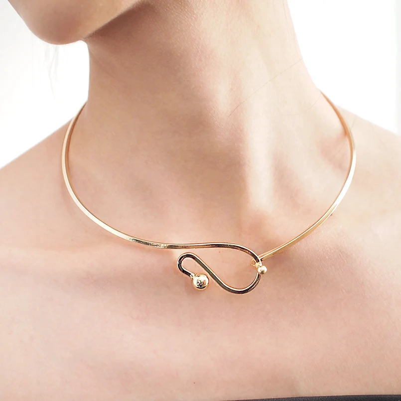 

Simple Alloy Torque Choker Necklace Women Charm Big Metal Geometric Statement Collar Necklace Jewelry Accessories UKMOC