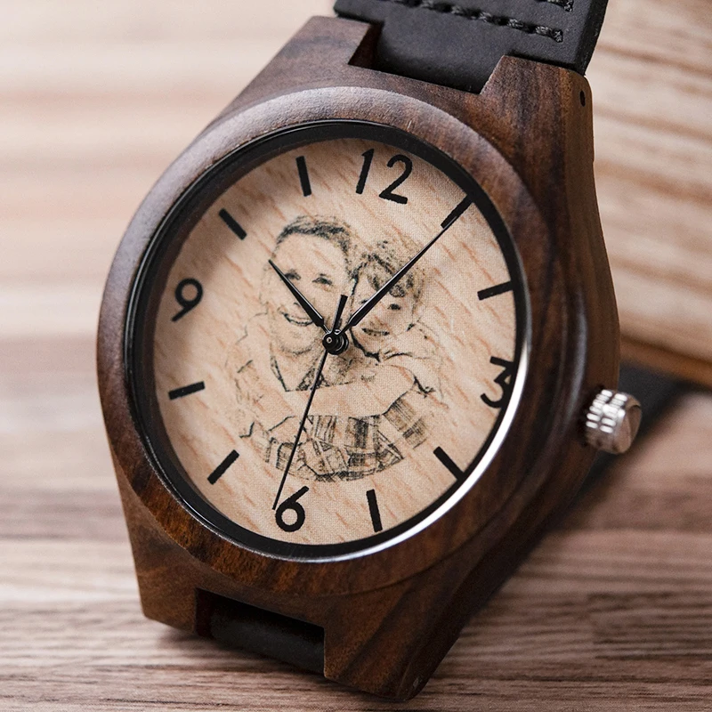 Фото Выгравированные часы персонализированные деревянные часы как подарок для Него или ее пользовательские Женихи подарок день рождения праздник юбилей подарок