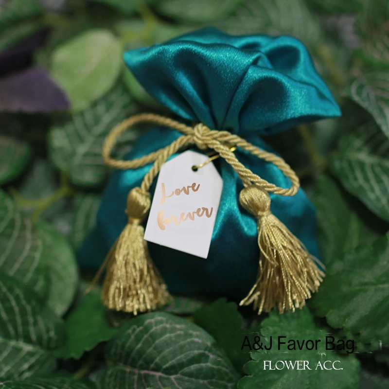 

50pcs lot Custom Emerald green Satin Anniversary Engagement Birthday Chocolate bag wedding bridal candy bags party favor holders