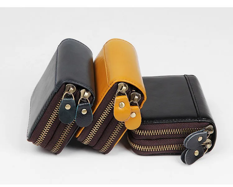 card holder (22)