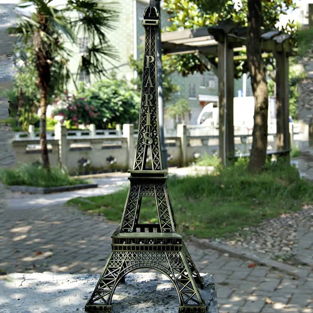 4 Size Vintage Bronze Eiffel Tower Statue Iron Crafts Family Bedroom Living Room Decoration Desktop Car Decoration Crafts Gift