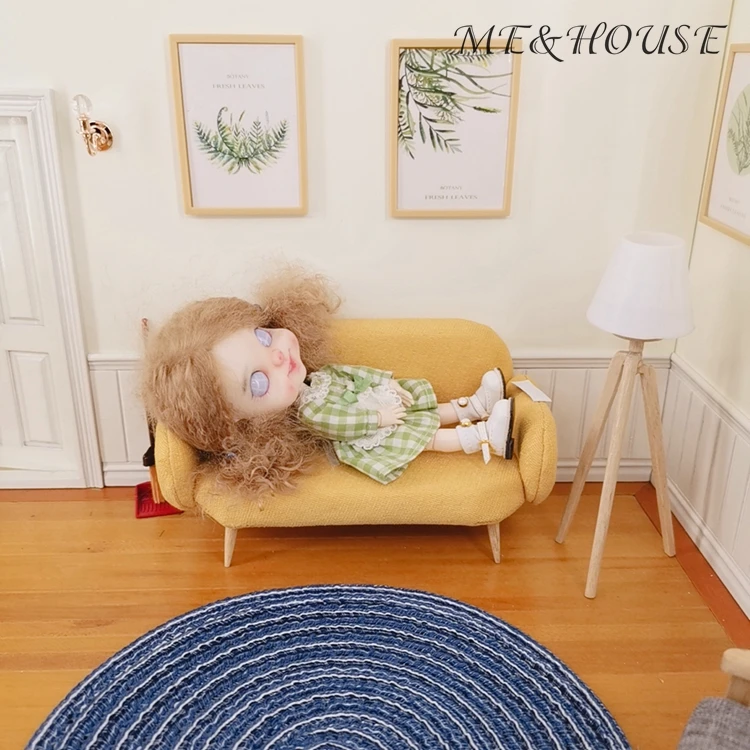 

1/12 Scale Miniature Dollhouse Wooden Nordic Style Sofa Cute Mini Yellow Sofa OB11 Dolls Furniture