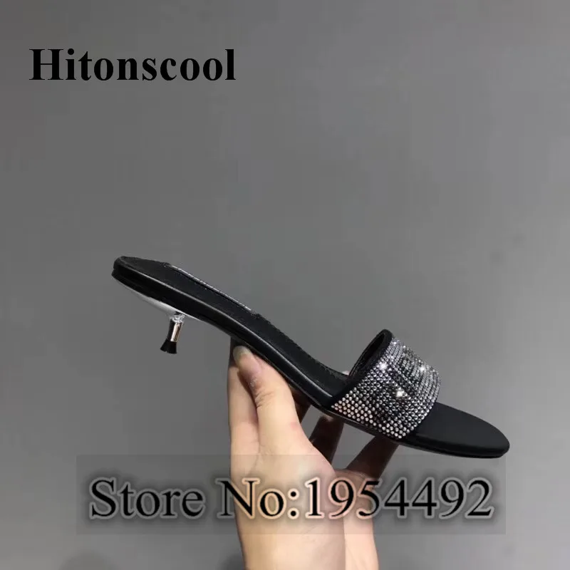 Runway Summer Slippers women Luxury Design bling bling crysatal Open Toe beach Shoes rhinestone unicornio mules ladies