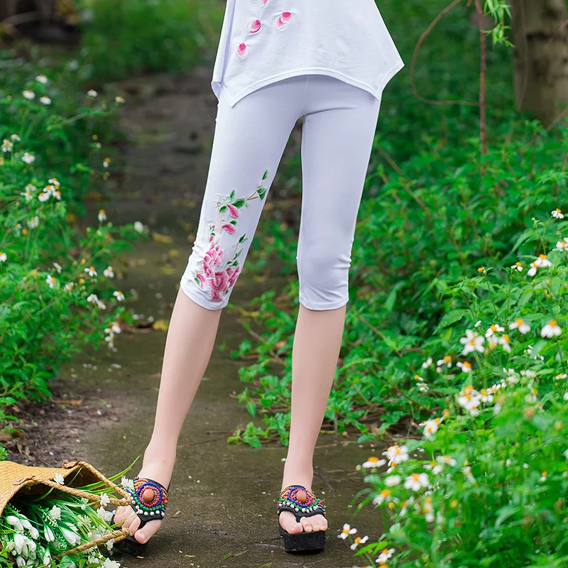 Ethnic Embroidery Leggings 2017 Women Mother Summer Chinese Style m 4xl