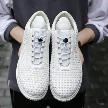 

2019 Sneakers Men Gym Running Shoes Lightweight Zapatillas Hombre Deportiva Jogging Gym Training Althetics Outdoor Sport Shoes