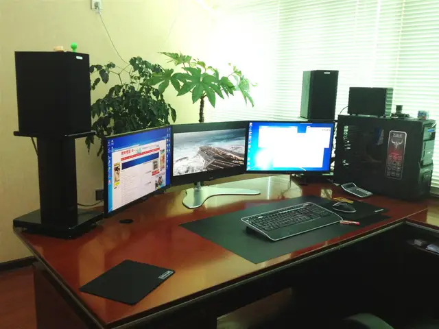 desktop lcd monitor three screen monitor stand base futures multi multi screen display