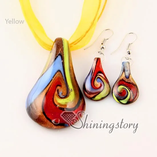 

leaf glitter swirled pattern venetian lampwork murano glass necklaces pendants and earrings jewelry sets high fashion jewellery