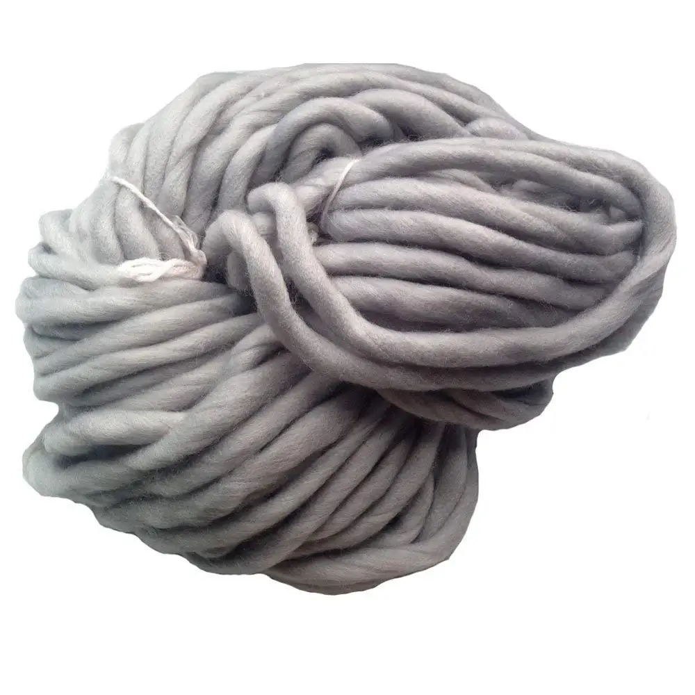 Jeebel 250g/Ball Wool Chunky Yarn Super Thick Natural DIY Bulky Arm Roving Knit Blanket Hand Knitting Spin Yarn DIY Blanket 60M - Цвет: Армейский зеленый