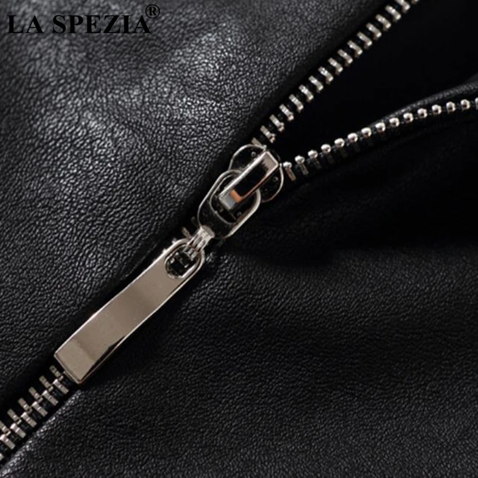 LA SPEZIA Short Vest Women Black Slim Fit Waistcoat Female With Pockets Faux Leather Zipper Office Fashion Sleeveless Jackets