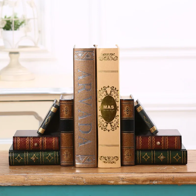 

peacock table Retro ornaments box Size 17*16.5*11 CM European study leave bookends bookshelf books wooden bookend books storage