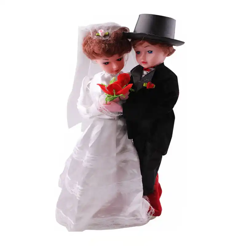 bride and groom dolls