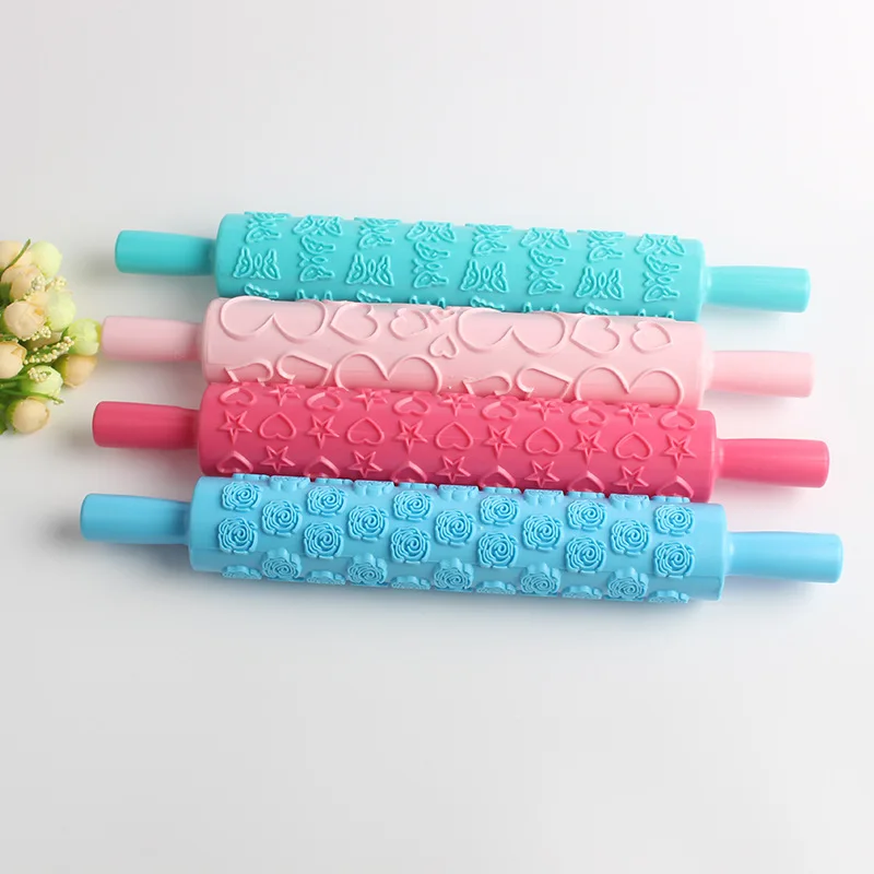 

1PCS Pastic Non-Stick Fondant Rolling Pin Embossing Cake Dough Roller Decorating Cake Roller Crafts DIY Baking Kitchen Tools