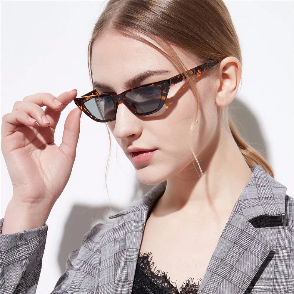 

YOOSKE Luxury Cat Eye Sunglasses Women Retro Vintage Small Cateye Sun Glasses Ladies Flat top Eyewear Shades for Women