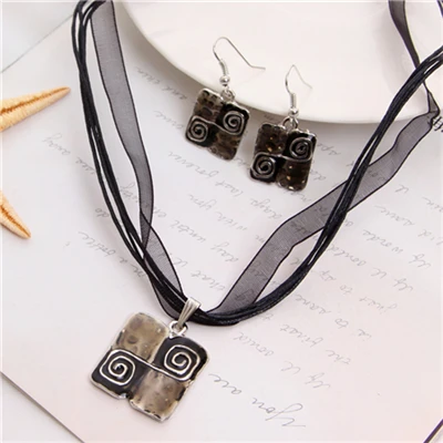 Design Colorful Jewelry sets Fashion Bohemian Rhinestone Geometric Chokers Necklaces Earrings set For Women Jewelry