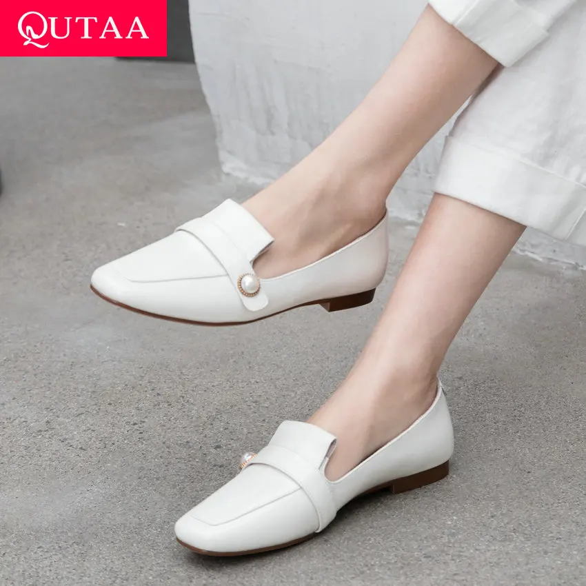 Женские простые туфли QUTAA элегантные из коровьей кожи на плоской подошве с