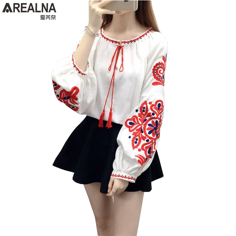 

AREALNA Vintage Cotton Linen Ethnic Flower Embroidery white Blouse Women Shirt tassel blouses Ladies Tops loose blusas femininas
