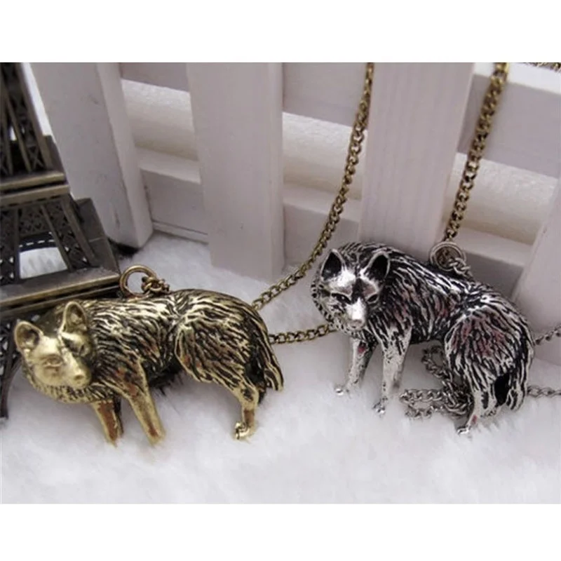 

1Pcs Fashionable Necklace Hot Retro Style Jewelry Wolf Shape Long Charms Pendant Chain Wedding Pendants Women Friend Gift