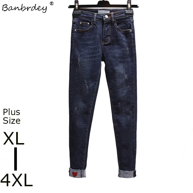 New Fashion Stretch Rose Embroidered Black Jeans Women