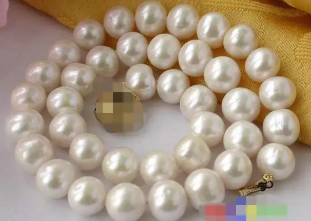 

FREE SHIPPING>@@> 3930 ROUND WHITE FRESHWATER CULTURED PEARL NECKLACE