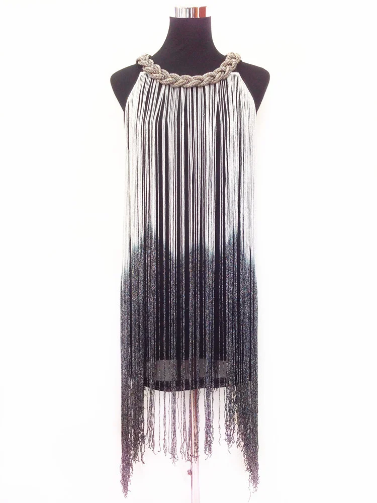 omq59-white-black