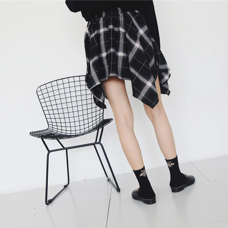 Vintage Fly Patterned Cool Harajuku Socks Women Fashion Rhinhstone Short Black Socks Hipster Female Funny Animal Socks