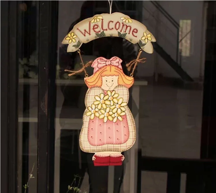 

2pcs Wood Welcome Board Plaque Girl Figurine Antique Pastoral Style Craft Welcome Sign for Bar Cafe Shop Store Home Decoration