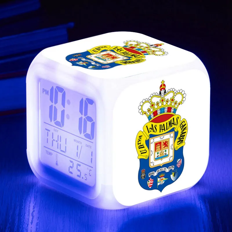 Индивидуальные шаблоны despertador 7 цветов светодиодной вспышкой сигнализации Часы-Будильник Цифровой настольный часы ночник смотреть - Цвет: LCM18