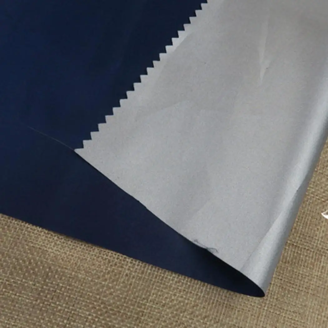 

Durable Silver Coated Waterproof Cloth Dustproof Sunshade Fabric
