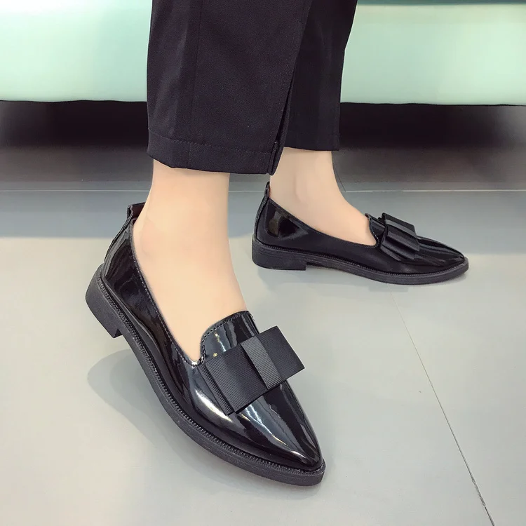 

Spring Autumn Flats Women Shoes Bowtie Loafers Patent Leather Elegant Low Heels Slip On Footwear Female Pointed Toe Thick Heel