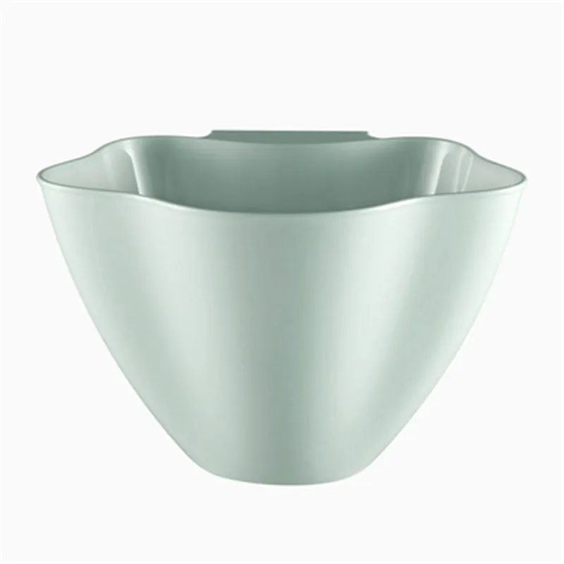 storage box (16)