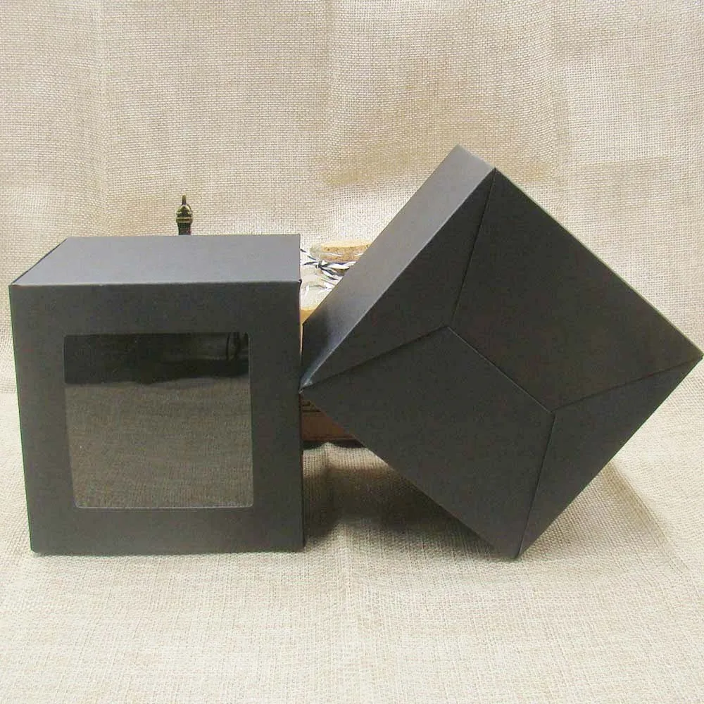 10*10*10 см 30 шт Черная бумажная упаковочная коробка с Прозрачное пластиковое окошко, пользовательская коробка дисплея для подарка/ремесла кексов сувениров