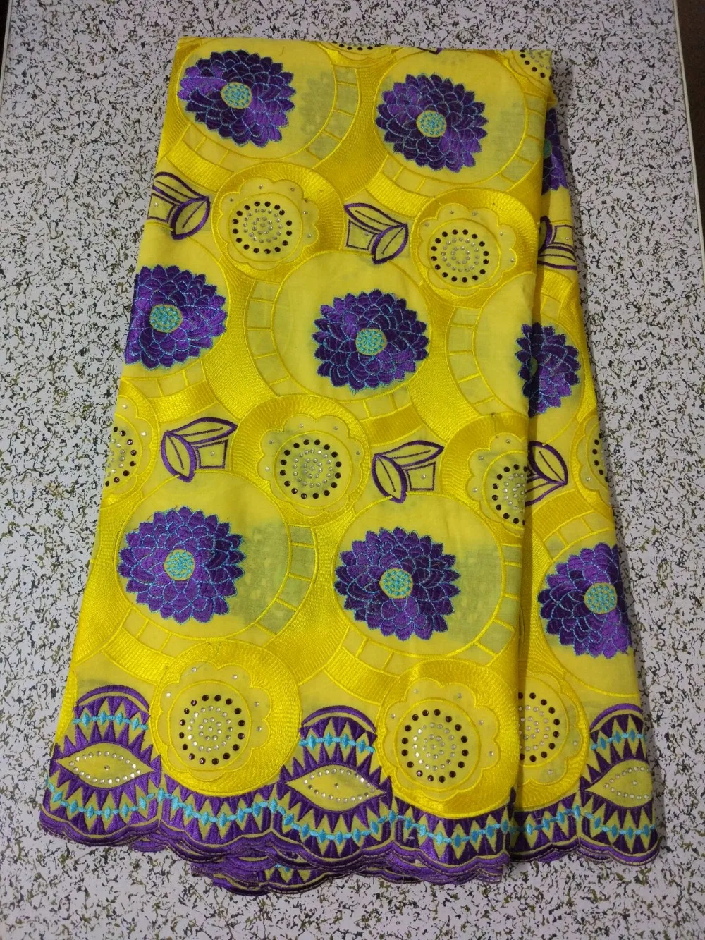 

5Yards/pc High quality yellow African cotton fabric and purple flower swiss voile lace fabric with rhinestone for clothes LE