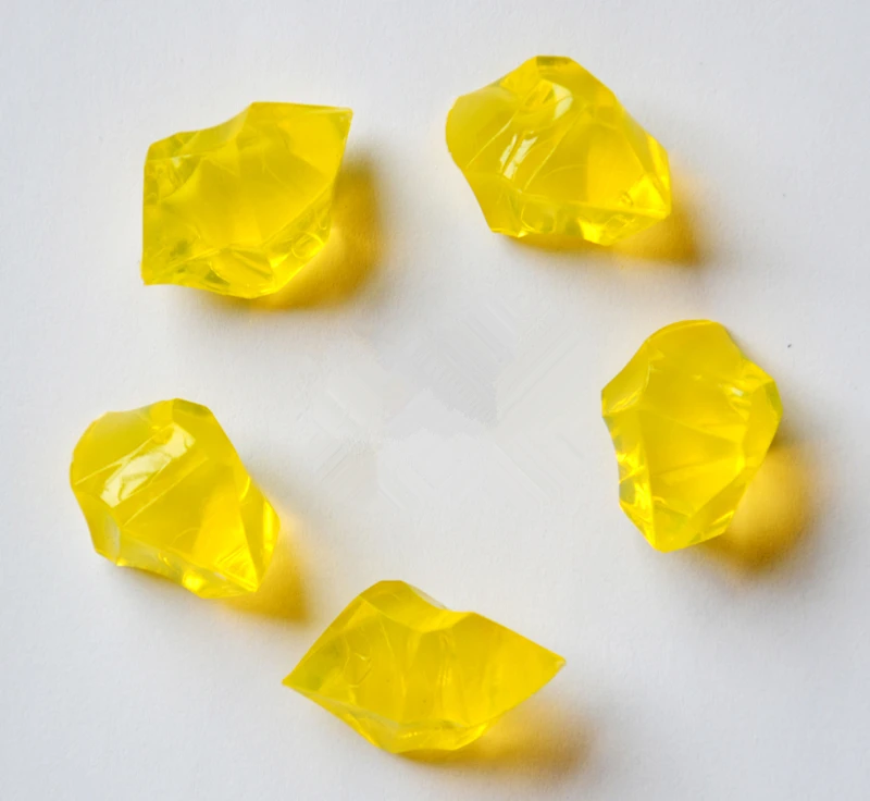 

Free Shipping NEW 20PCS Acrylic Crystal Diamond Pawn Irregular Stone Bright Yellow Color Game Pieces For Board Game Accessories