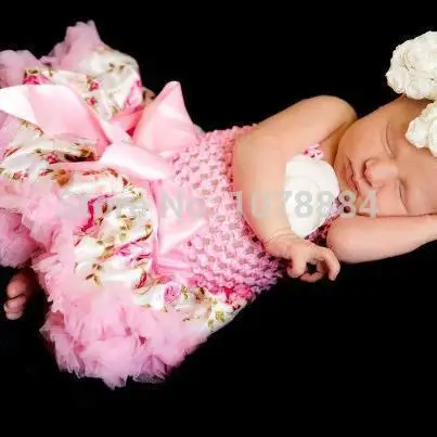 pink floral infant skirt.jpg
