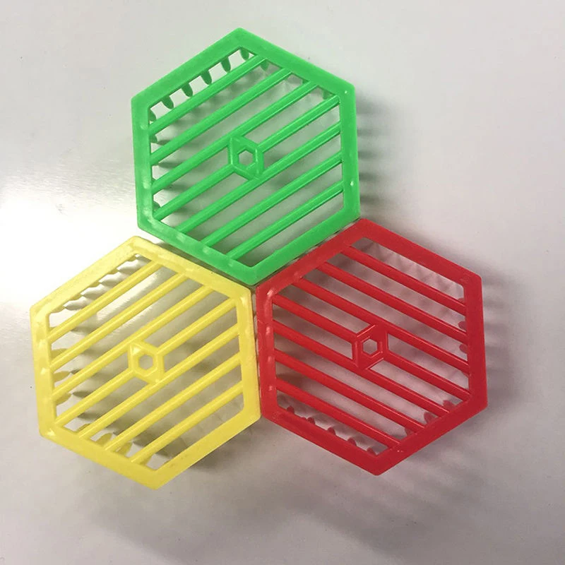 

Beekeeper Beekeeping Tool Equipment Queen Marker Cage Bee Catcher Random Color