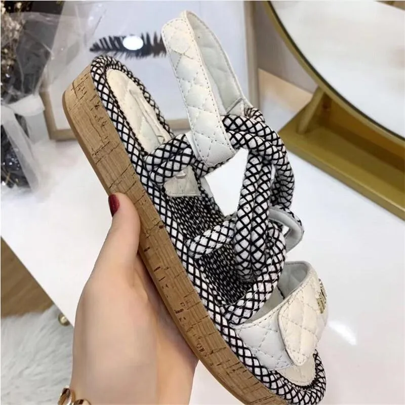 

Brand sandals women genuine leather Mules Flat Mules shoes Metal Chain Casual Shoes Loafers Fashion Outdoor sandals Ladies