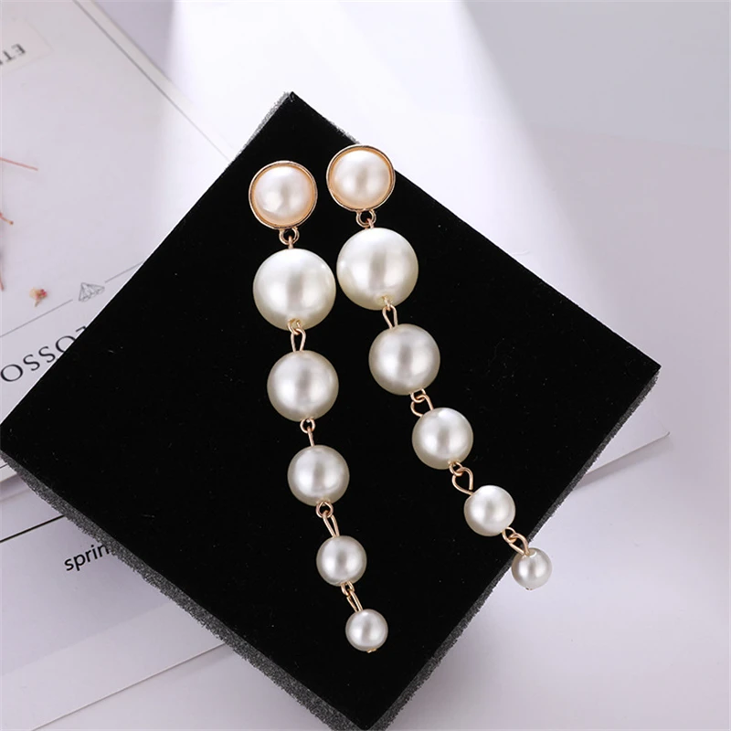 

Bonita Ella Trendy Elegant Big Simulated Pearl Long Earrings Pearls String Statement Drop Earrings Party Gift For Wedding