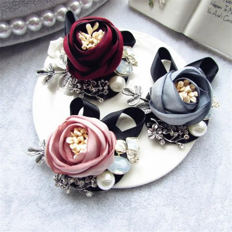 

New Elegant Woman Brooches Pins Vintage Big Ribbon Flowers Simulated Pearl Alloy Leaves multulayers Corsage Fashion Jewelry
