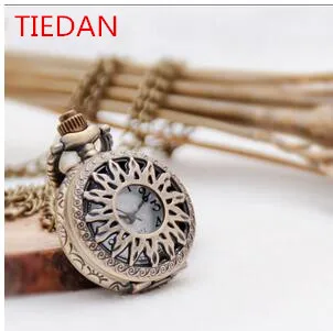 

New bronze flame flower Hollow out Fashion quartz woman and girl pendant Pocket watch necklace