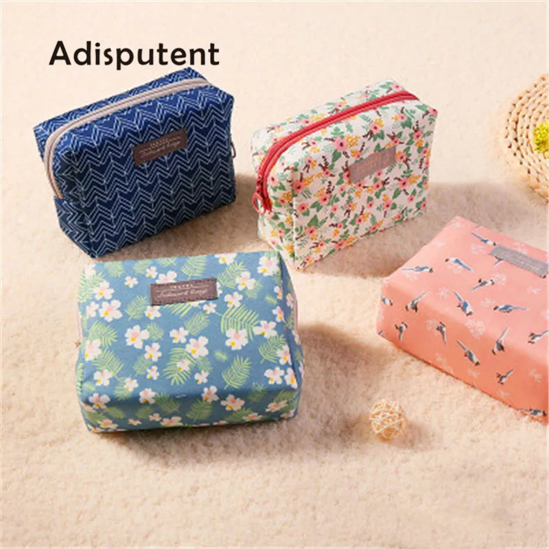 

Fashion Portable Mini Purse Travel Wash Bag Women Toiletry Sweet Floral Cosmetic Bag Organizer Beauty Pouch Kit Makeup Pouch