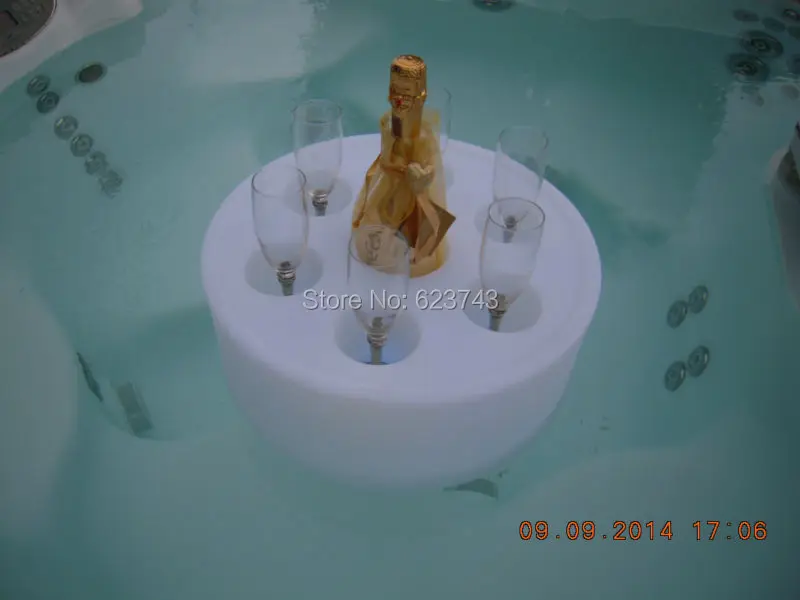 4Pcs/Lot Waterproof Round illuminated LED floating Champagne Holder Ice Bucket Rechargeable,Glowing Coaster Led flytande poolbar