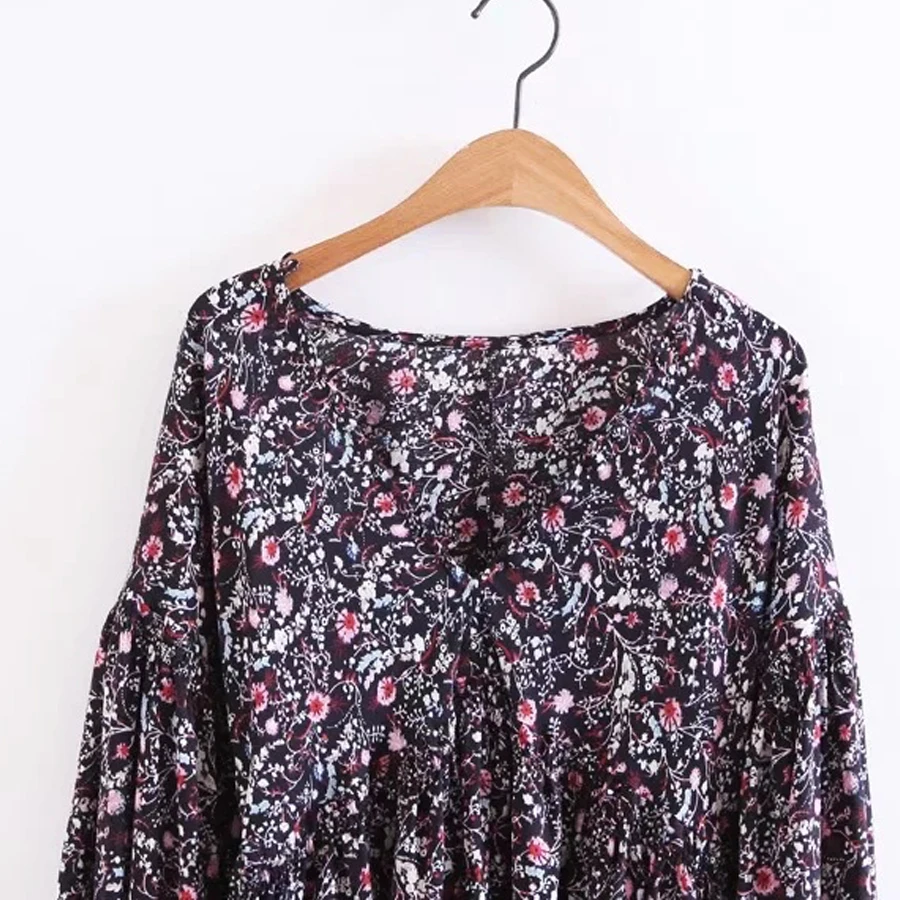 Boho blouse 2017 autumn cotton & rayon floral print blouses Vinatge V-Neck lantern long Sleeve Bohemia women blouses Hippie TOP