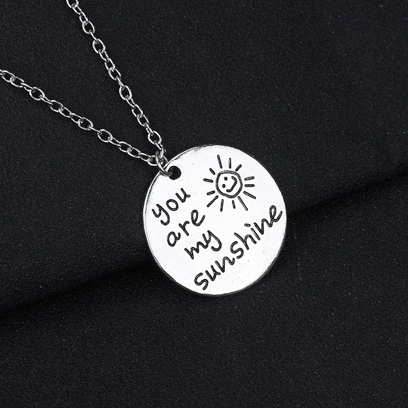 Carved-You-Are-My-Sunshine-Necklaces-Pendants-Fashion-Sun-Round-Pendant-Choker-Necklace-Best-Friends-Couple