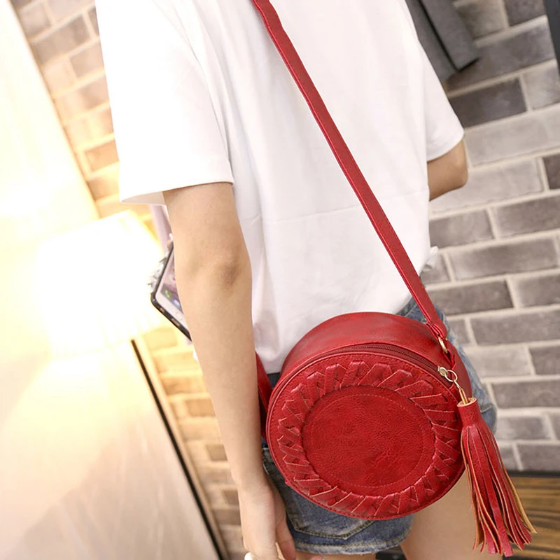 Women's Bag Small Round Bag Fashion Idea PU Leather Women Messenger Bags Handbags Women Famous Brands Tassel Bolso Mujer
