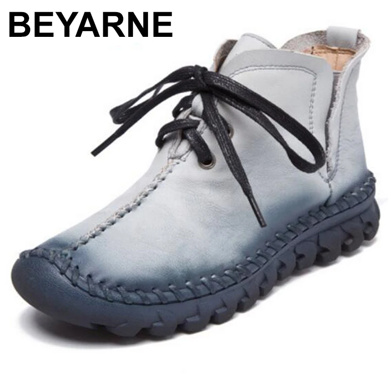 En Ligne BEYARNE Nouvelles femmes bottes En Cuir Bottes D hiver À La Main dentelle up Femme Chaussures Casual Complet En Cuir Véritable Cheville Bottes Pour femmes