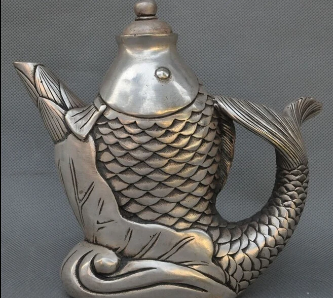 

decoration brass factory outlets Tibet Silver 7"Old Chinese Dynasty Silver Auspicious Fish barracuda Statue Wine TeaPot