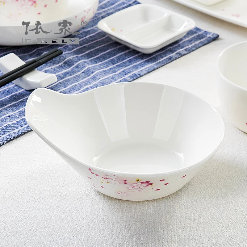 Guci Japanese Bone Porcelain Tableware Set Bowl and Dish Set Household Korean Cuisine Plate Glazed Dining Bowl and Ceramic